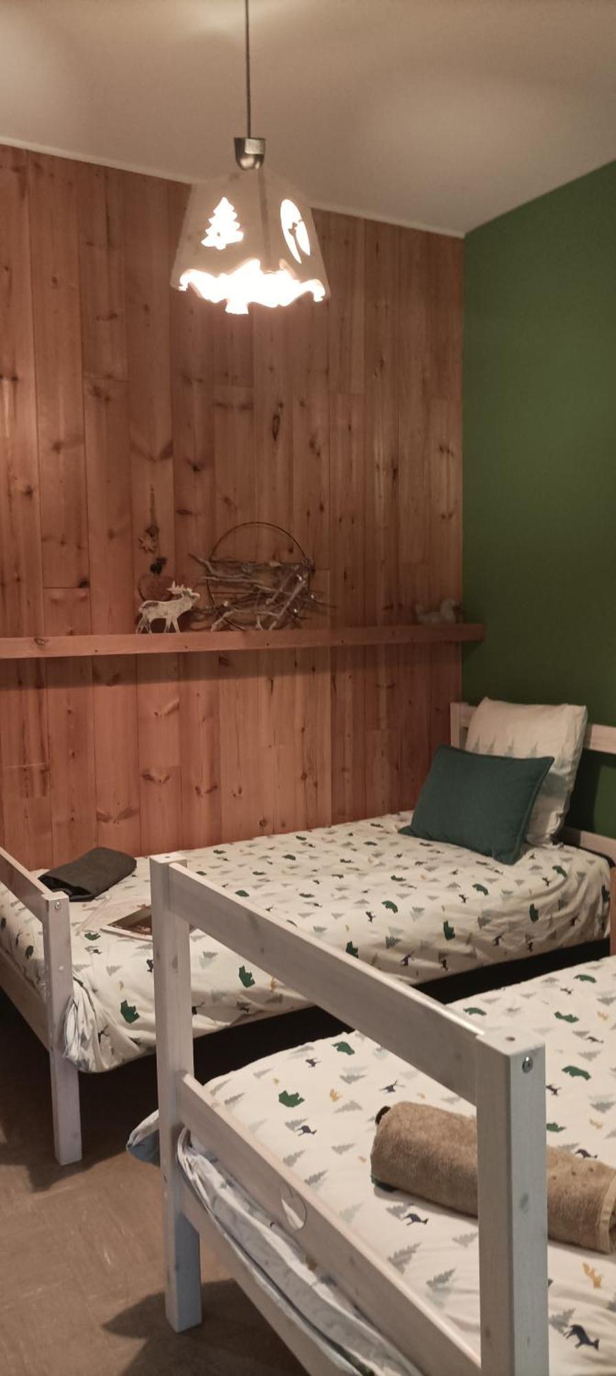 Le Sapin Rouge - Restaurant - Bar - Chambres D'Hotes Artigues  المظهر الخارجي الصورة