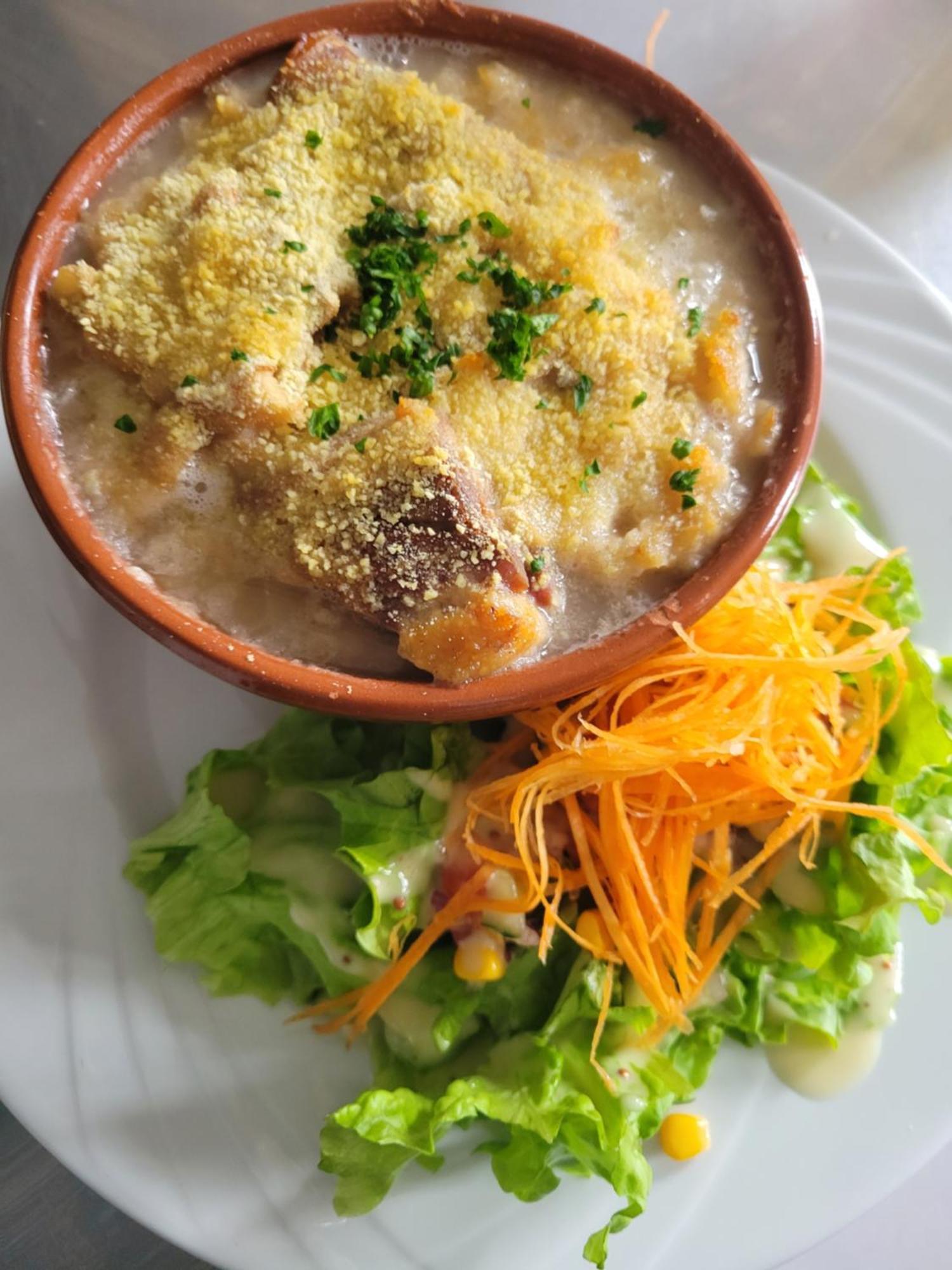 Le Sapin Rouge - Restaurant - Bar - Chambres D'Hotes Artigues  المظهر الخارجي الصورة